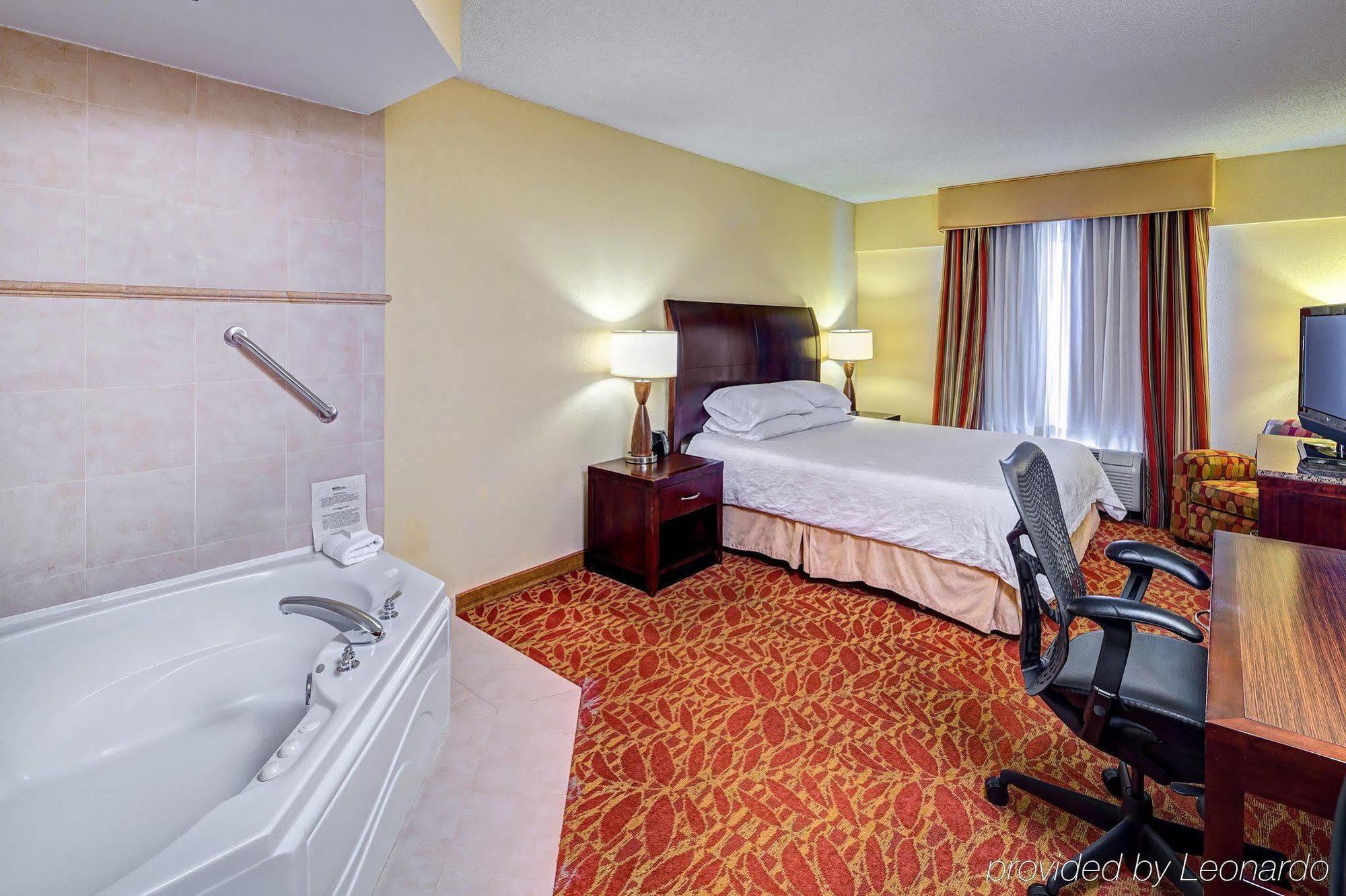 Hilton Garden Inn Огаста Екстер'єр фото